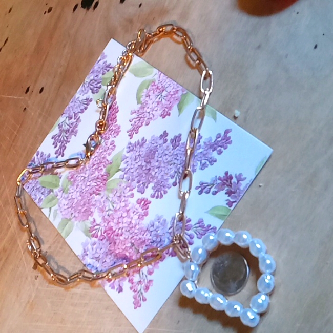 Beautiful!/ Goldentone Chain Links Necklace